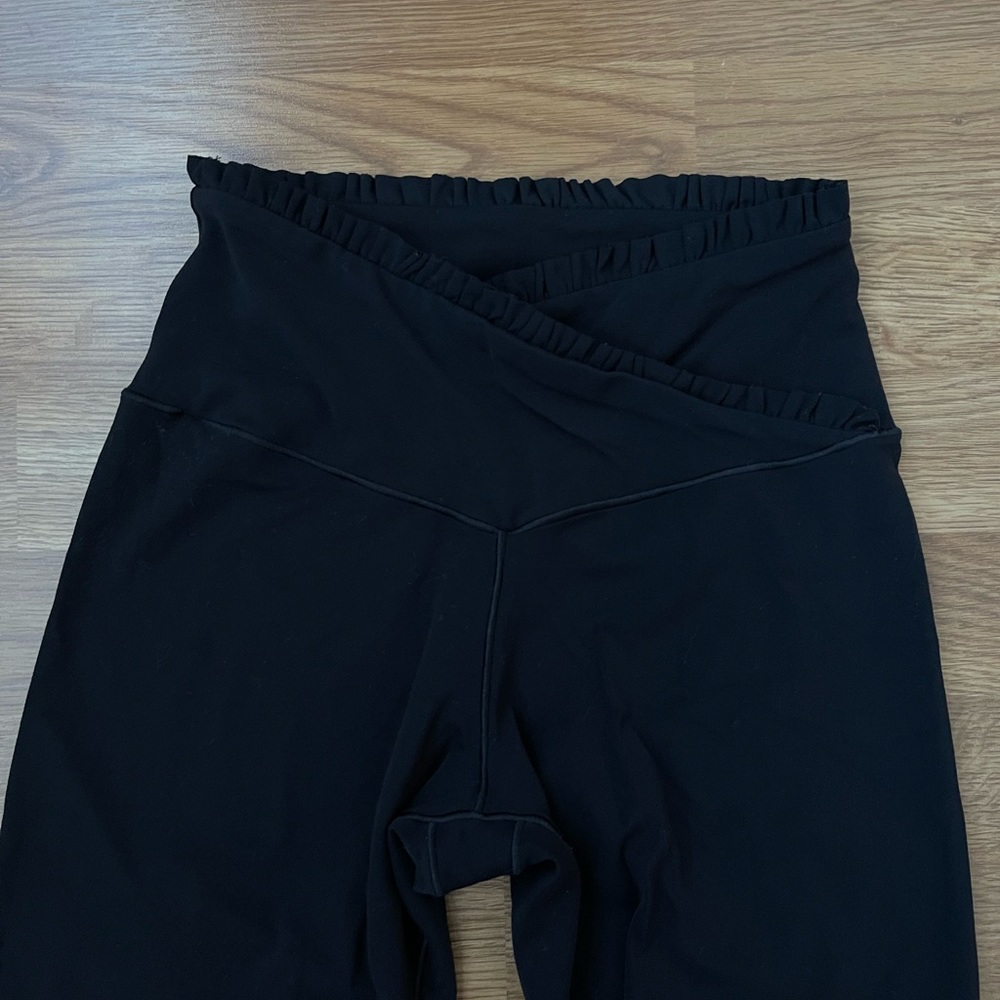 Aerie Offline Ruffle Crossover 7/8 Real Me Extra Hi-Rise Legging